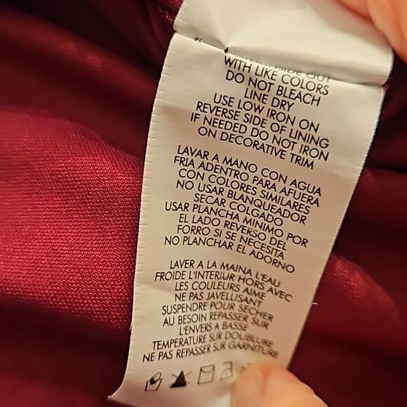 NWT Marina Burgundy lace maxi dress size 8 - Picture 15 of 15